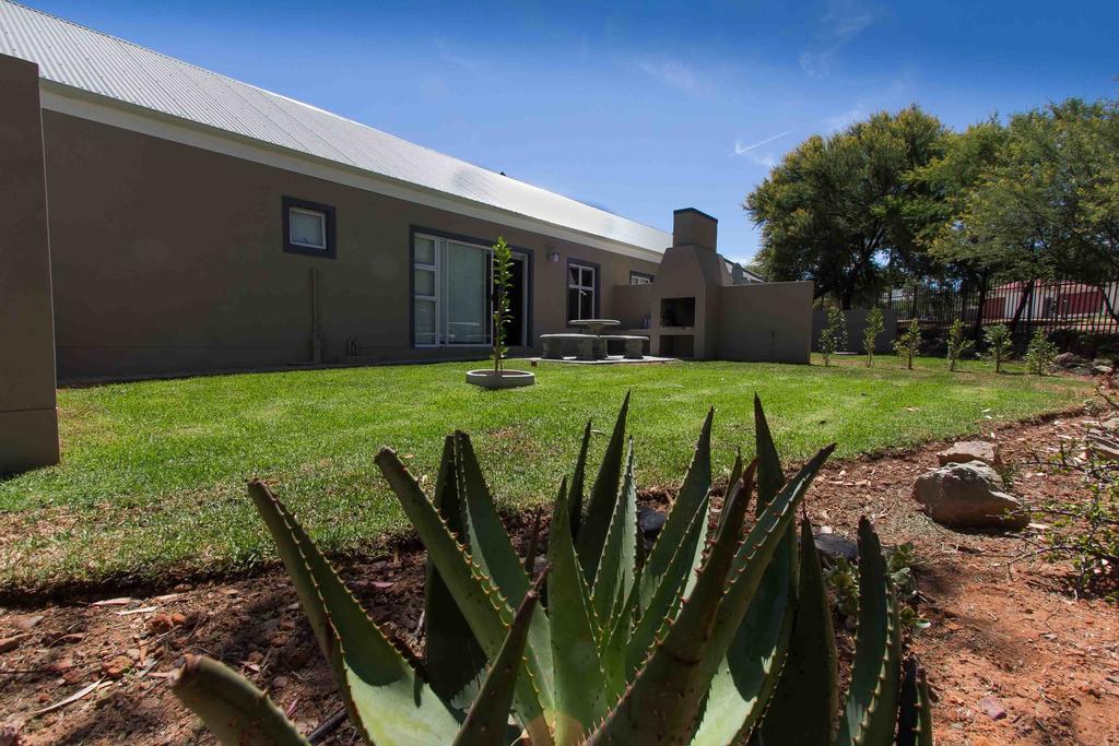 El Dorado 65 Luxury Self Catering Villa Oudtshoorn Phòng bức ảnh