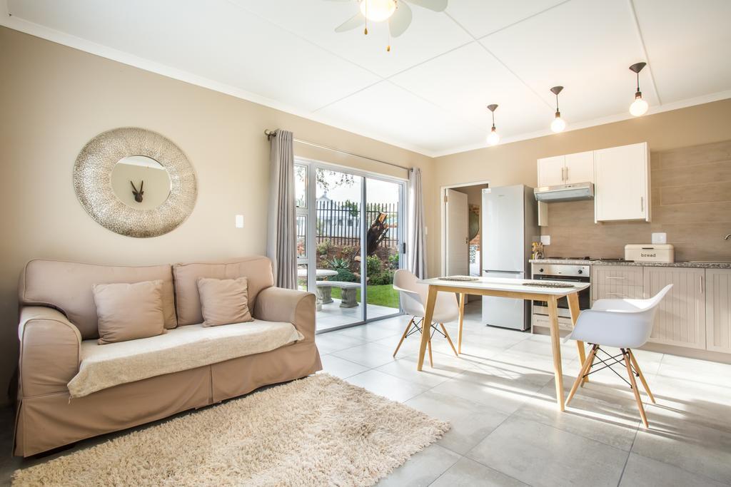 El Dorado 65 Luxury Self Catering Villa Oudtshoorn Ngoại thất bức ảnh